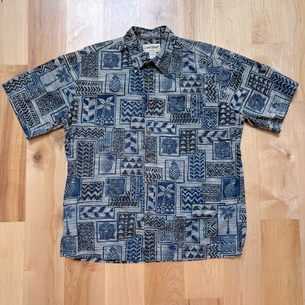 Cooke Street Honolulu Short Sleeve Button Up Aloha Pineapple Hawaiian Shirt